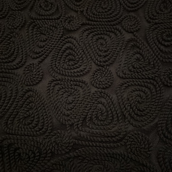 BLACK DRESS - Picture 2 of 7